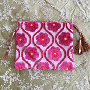Glenda Gies- Wristlet, iPad cover, clutch bag Pink